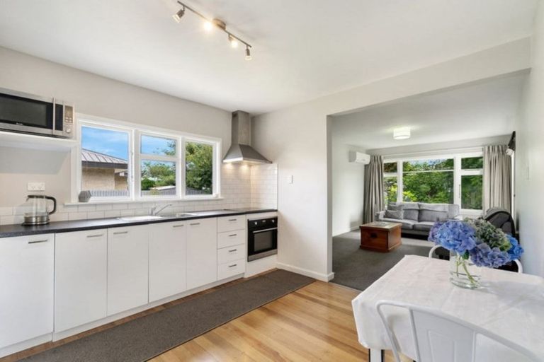 Photo of property in 1/166 Springs Road, Hornby, Christchurch, 8042