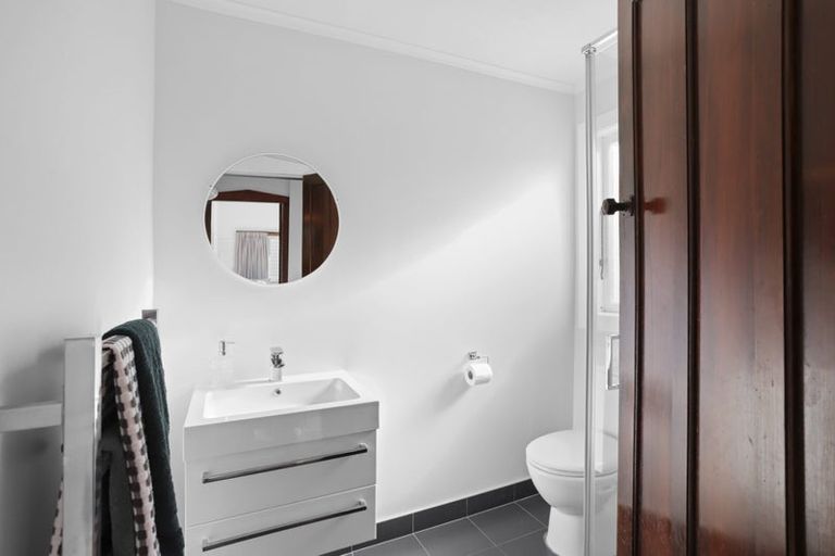 Photo of property in 1/113 Glendale Road, Glen Eden, Auckland, 0602