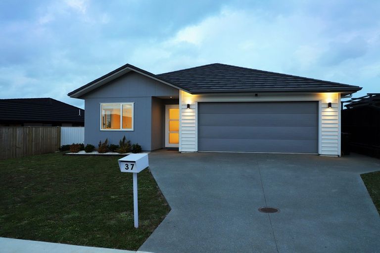 Photo of property in 37 Oliver Street, Warkworth, 0910