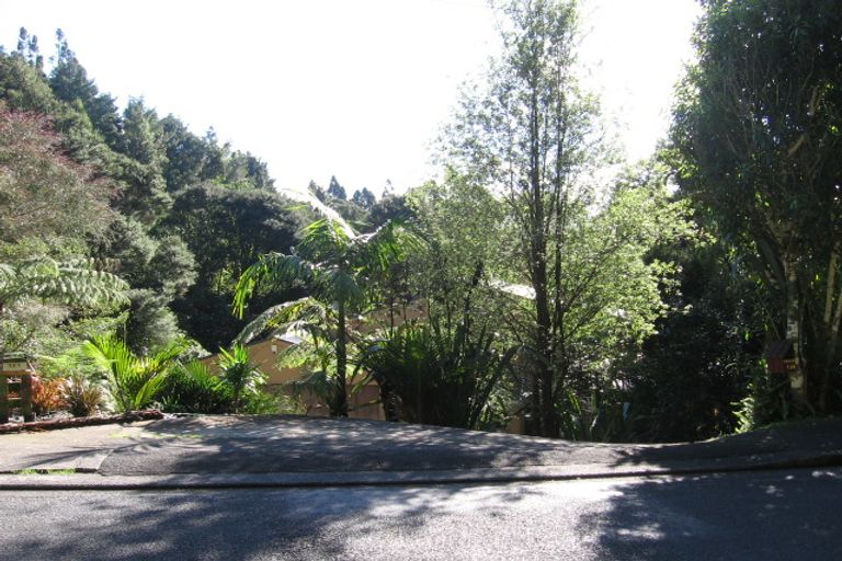 Photo of property in 141 Konini Road, Titirangi, Auckland, 0604