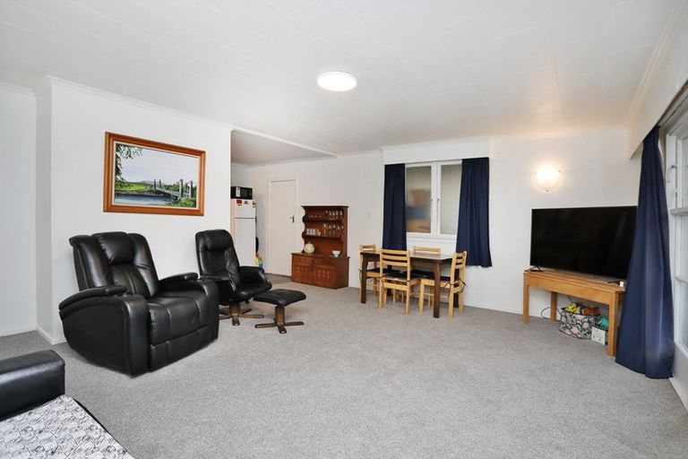 Photo of property in 8 Totara Street, Georgetown, Invercargill, 9812