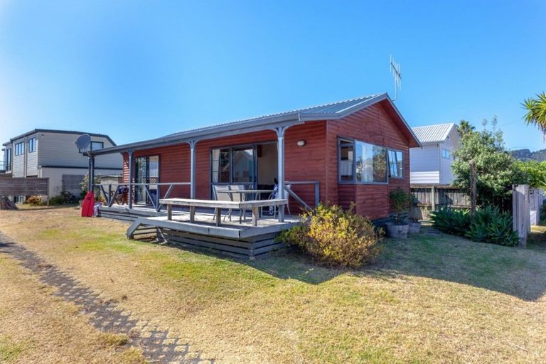 Photo of property in 132a Pipi Road, Whangamata, 3620