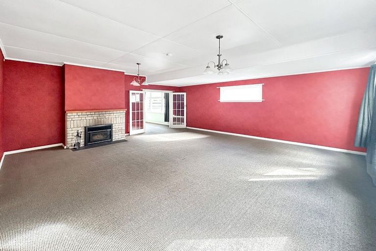 Photo of property in 4 Godwin Crescent, College Estate, Whanganui, 4500