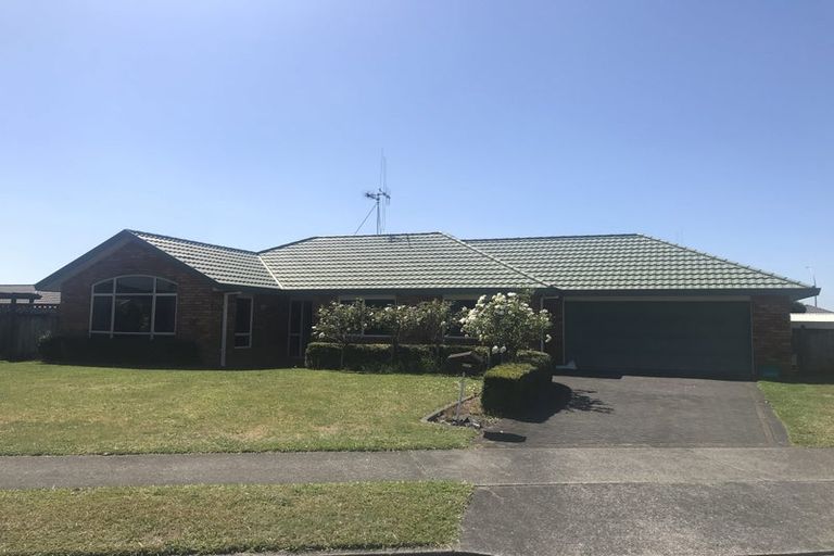 Photo of property in 26 Cairns Crescent, Rototuna, Hamilton, 3210