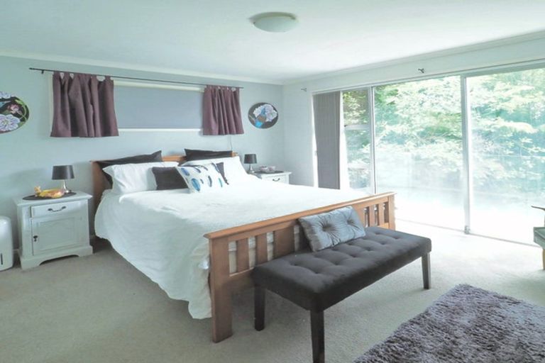 Photo of property in 191 Shaw Road, Oratia, Auckland, 0604