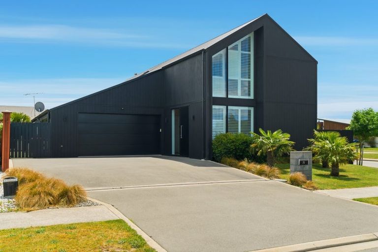 Photo of property in 70 Ledbury Drive, Rolleston, 7615