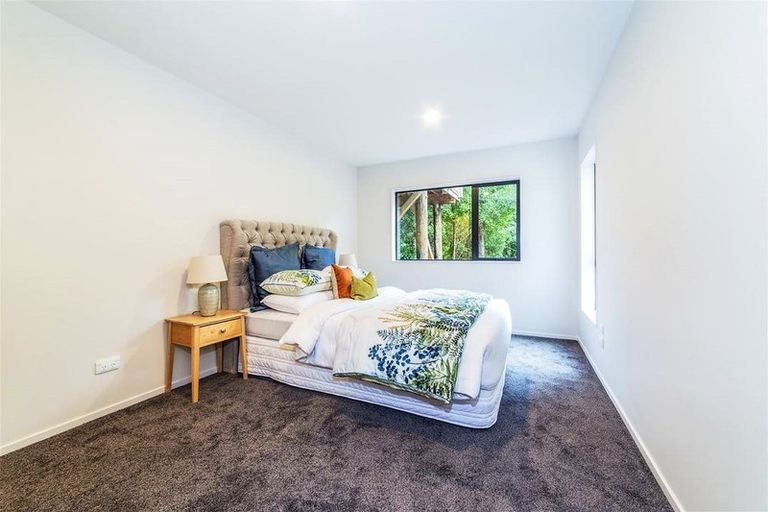 Photo of property in 49 Blacks Road, Greenhithe, Auckland, 0632
