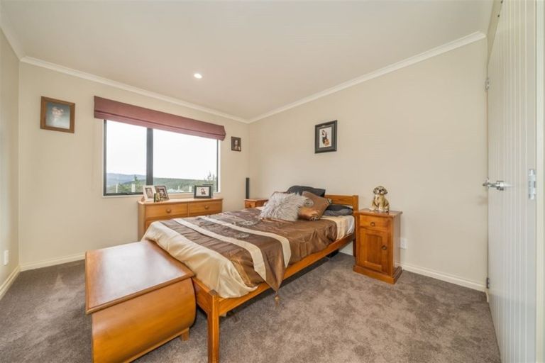 Photo of property in 32c Kaitoke Loop, Kaitoke, Upper Hutt, 5018