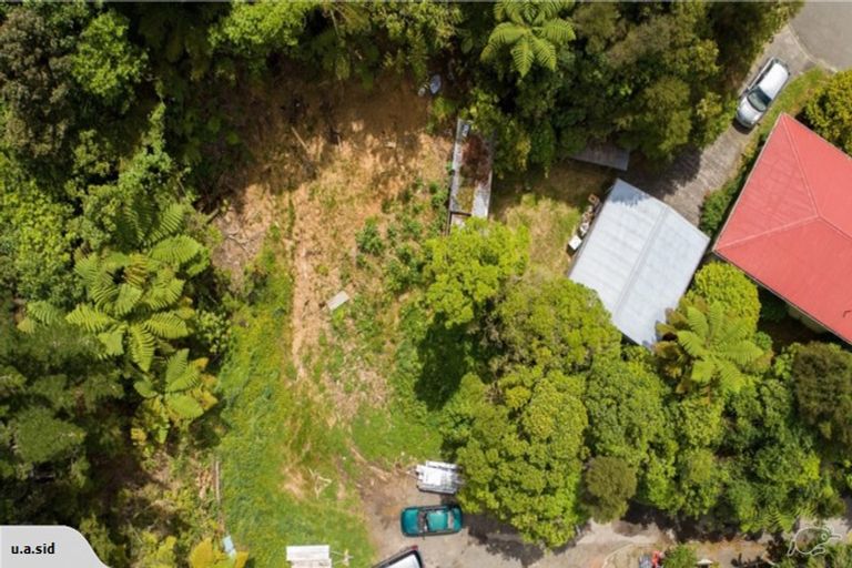 Photo of property in 11 Gribble Grove, Stokes Valley, Lower Hutt, 5019