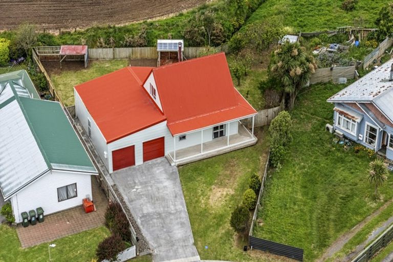 Photo of property in 22 Ponderosa Place, Opunake, 4616