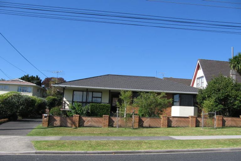 Photo of property in 2/23 Watea Road, Torbay, Auckland, 0630