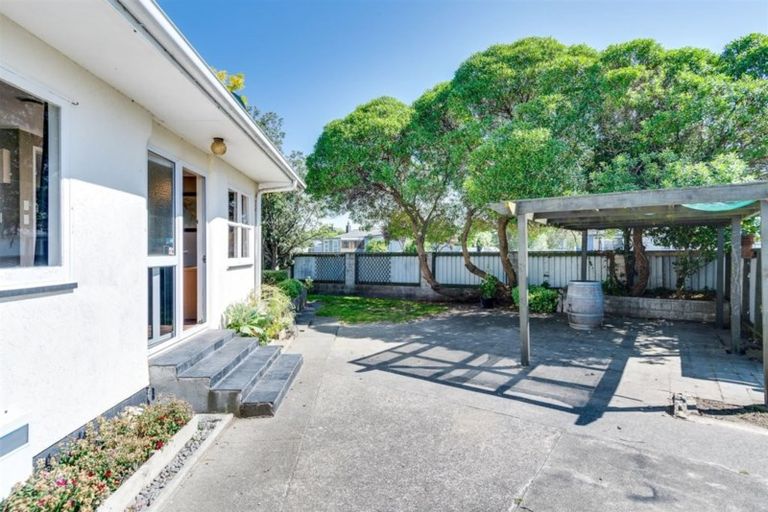 Photo of property in 12 Waterworth Avenue, Onekawa, Napier, 4110