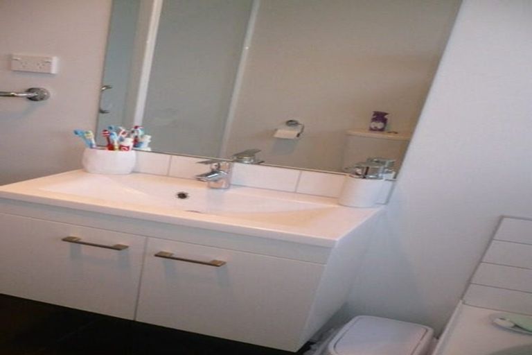 Photo of property in 21 Raithburn Terrace, Pokeno, 2402