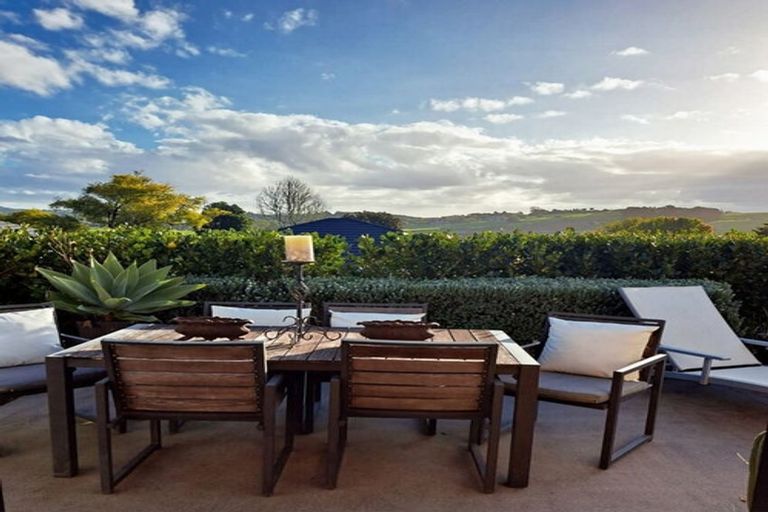 Photo of property in 2 Hikuwai Lane, Warkworth, 0910