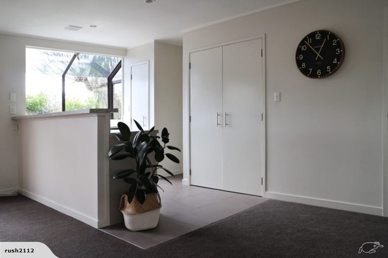 Photo of property in 1/78 Glengarry Road, Glen Eden, Auckland, 0602