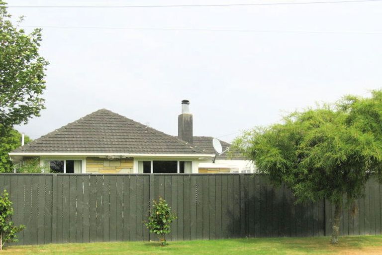 Photo of property in 29 Pokaka Street, Birchville, Upper Hutt, 5018