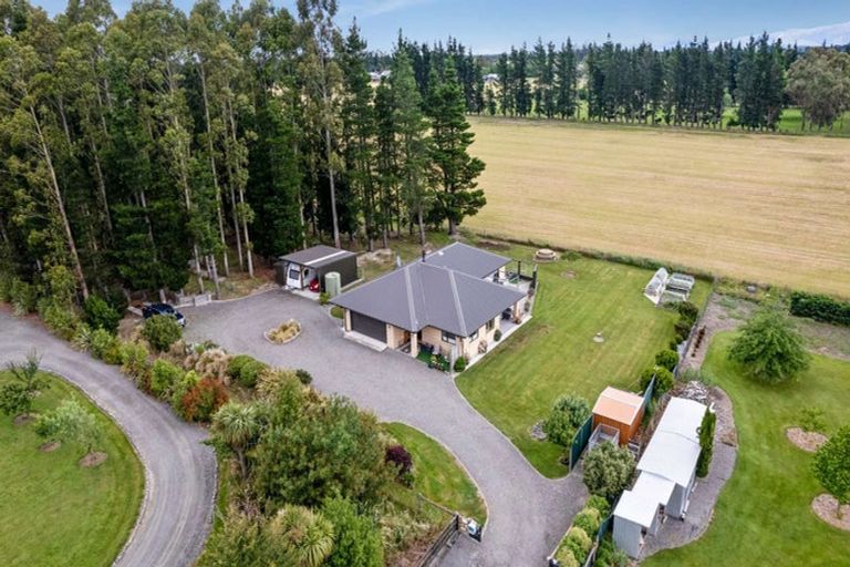 Photo of property in 39 Weld Street, Oxford, 7430