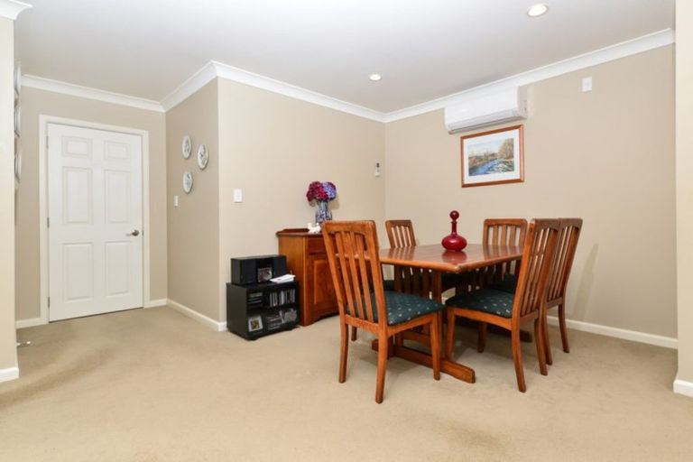 Photo of property in 5 Walter Court, Cambridge, 3434