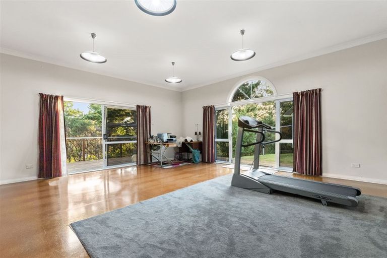 Photo of property in 4 Clayden Drive, Gulf Harbour, Whangaparaoa, 0930