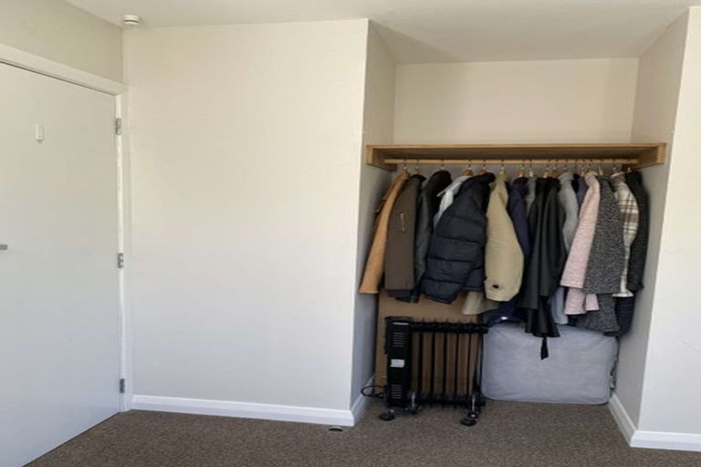 Photo of property in 162 The Ridgeway, Mornington, Wellington, 6021