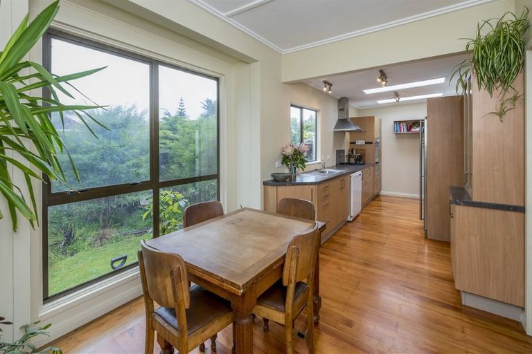Photo of property in 9 Manuka Street, Otaki Beach, Otaki, 5512