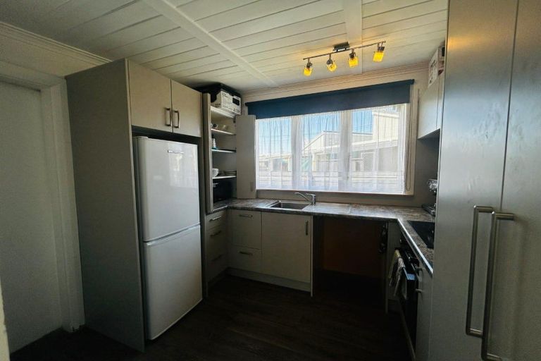 Photo of property in 2 Moore Avenue, Tawhero, Whanganui, 4501