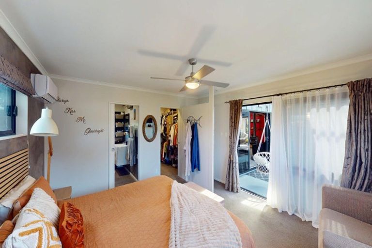 Photo of property in 46 Kent Avenue, Waitarere Beach, Levin, 5510