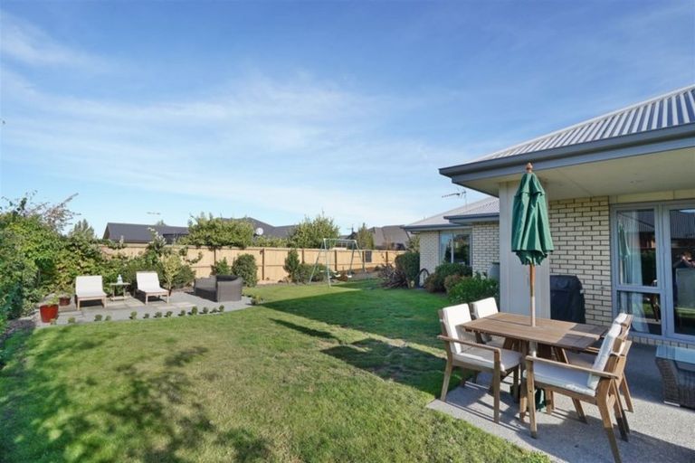 Photo of property in 5 Melville Crescent, Rolleston, 7614