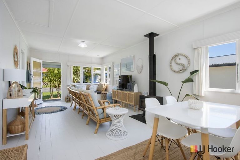 Photo of property in 18 Marine Avenue, Waihi Beach, 3611