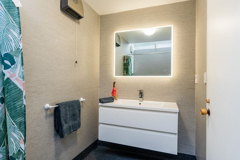 Photo of property in 9a Arawata Terrace, Fernhill, Queenstown, 9300