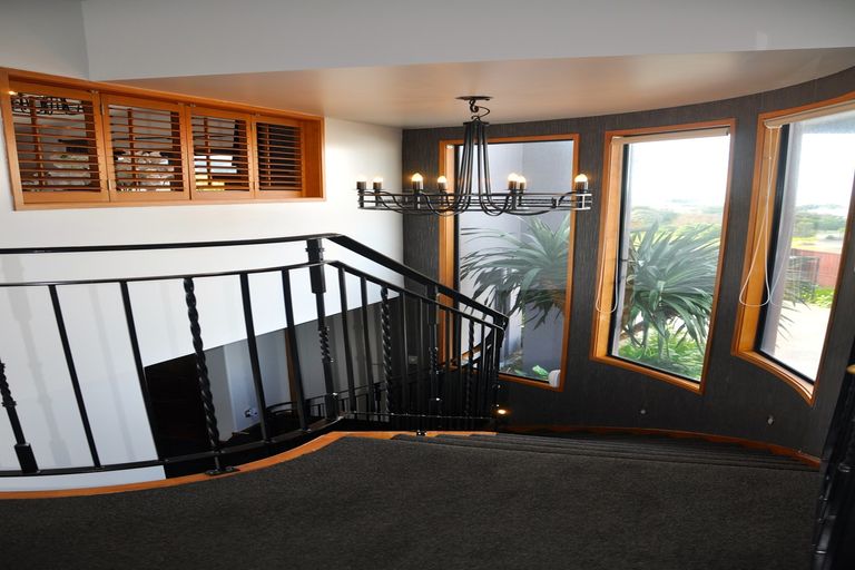 Photo of property in 35 Mayor View Terrace, Waihi Beach, 3611