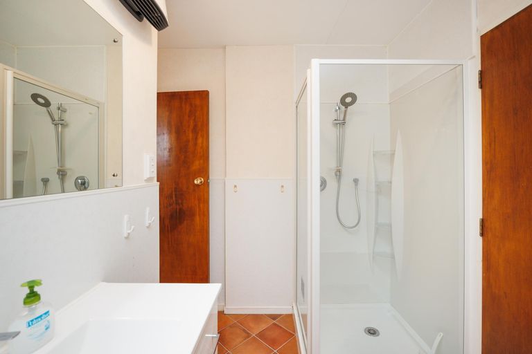 Photo of property in 2/361 Botanical Road, West End, Palmerston North, 4412