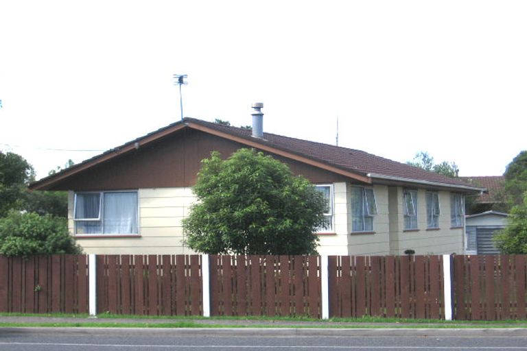 Photo of property in 12a Forest Hill Road, Henderson, Auckland, 0612