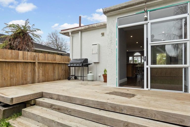 Photo of property in 5 Gillies Avenue, Claudelands, Hamilton, 3214