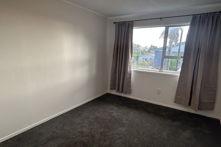 Photo of property in 7a Clayburn Road, Glen Eden, Auckland, 0602