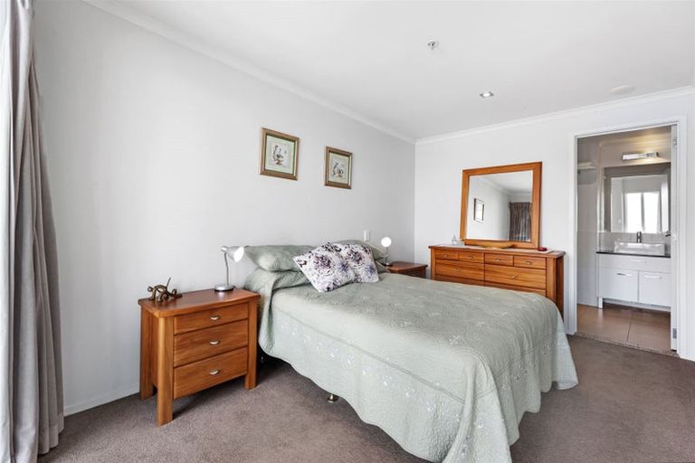 Photo of property in Algarve Apartments, 310/332 Maunganui Road, Mount Maunganui, 3116