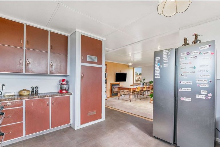 Photo of property in 74 Cranmere Crescent, Mangere East, Auckland, 2024