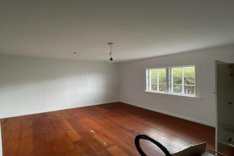 Photo of property in 45 York Street, Moera, Lower Hutt, 5010