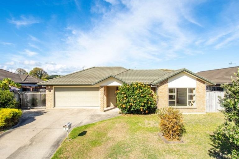 Photo of property in 9 Putaka Place, Papamoa Beach, Papamoa, 3118