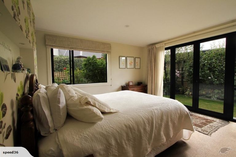 Photo of property in 18 Kelliher Drive, Wanaka, 9305