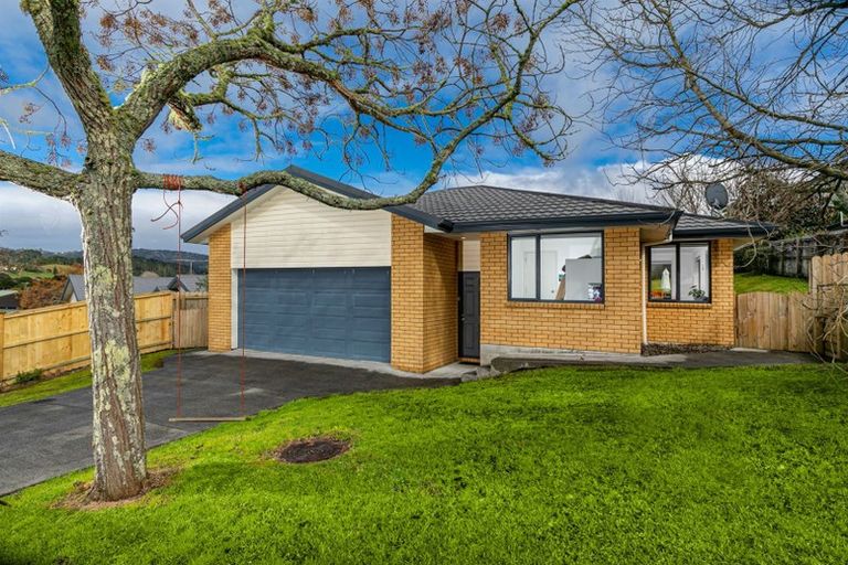 Photo of property in 47 San Marino Drive West, Henderson, Auckland, 0612