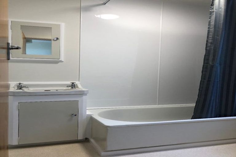 Photo of property in 7 Harriett Street, Thorndon, Wellington, 6011