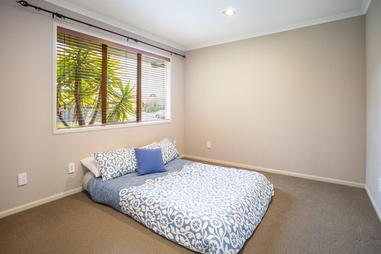 Photo of property in 7 Rothesay Place, Highbury, Palmerston North, 4412