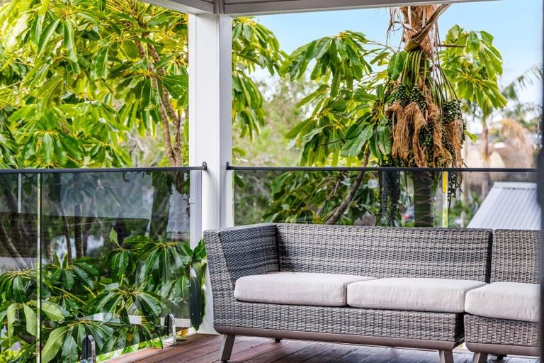 Photo of property in 46 St Michaels Avenue, Point Chevalier, Auckland, 1022