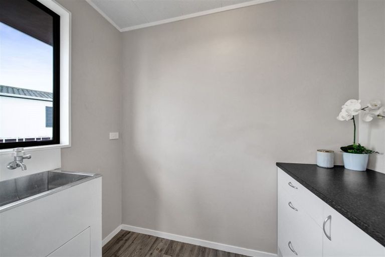 Photo of property in 51 Sunnyvale Street, Bell Block, New Plymouth, 4312