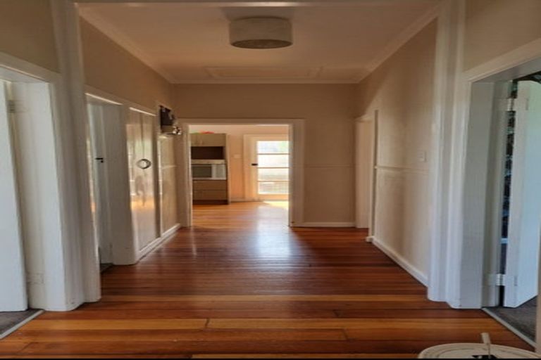 Photo of property in 28 Seddon Street, Wallaceville, Upper Hutt, 5018