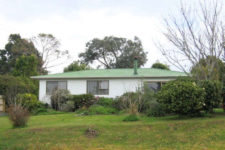 Photo of property in 32 Shelly Bay Road, Beachlands, Auckland, 2018