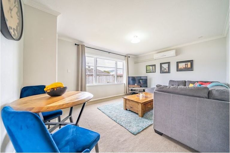 Photo of property in 1/12 Hildreth Street, Trentham, Upper Hutt, 5018