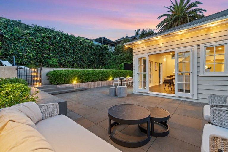 Photo of property in 6 Leys Crescent, Remuera, Auckland, 1050