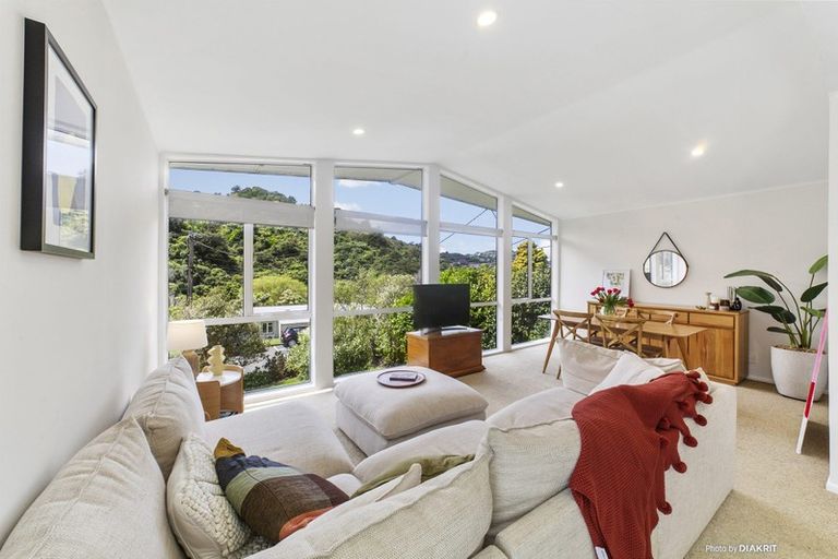 Photo of property in 51 Silverstream Road, Crofton Downs, Wellington, 6035